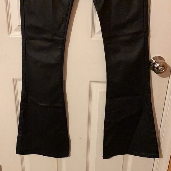 EDIKTED FLARED JEAN SIZE M - Picture 8 of 11